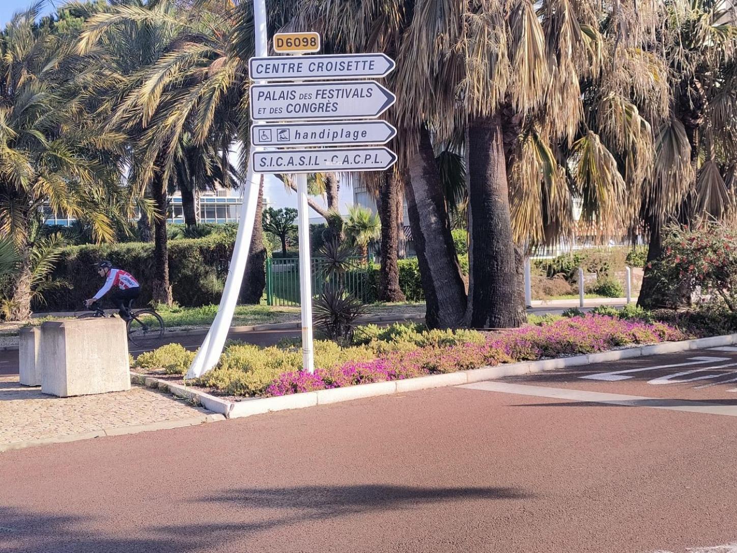 Bord De Mer, Midi, Acces Direct A La * Cannes